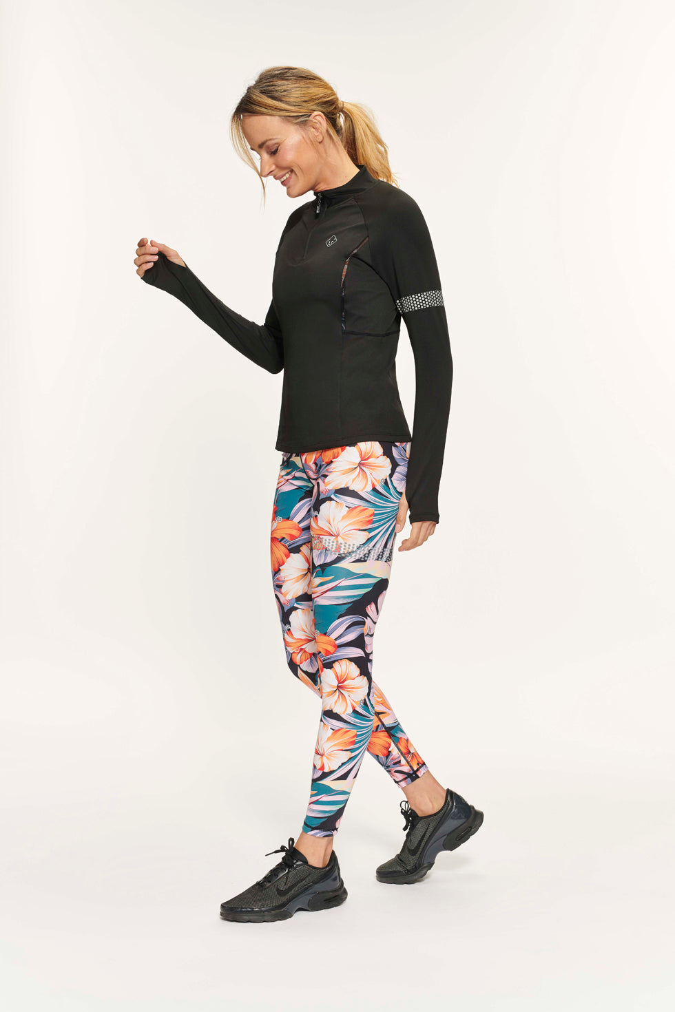Julia Solid zip top - Zwart
